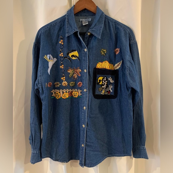 sara studio Tops - SARA STUDIO - WOMEN'S DENIM FALL EMBROIDERED PATCHWORK BUTTON-UP SHIRT - SIZE L